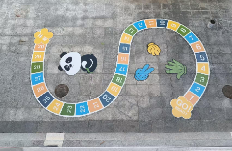 都江堰地面游戏彩绘