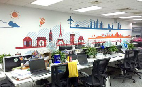 都江堰教你设计办公室墙绘的方法。