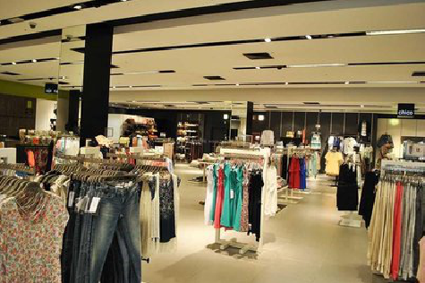 都江堰商场里的店面怎么装修？